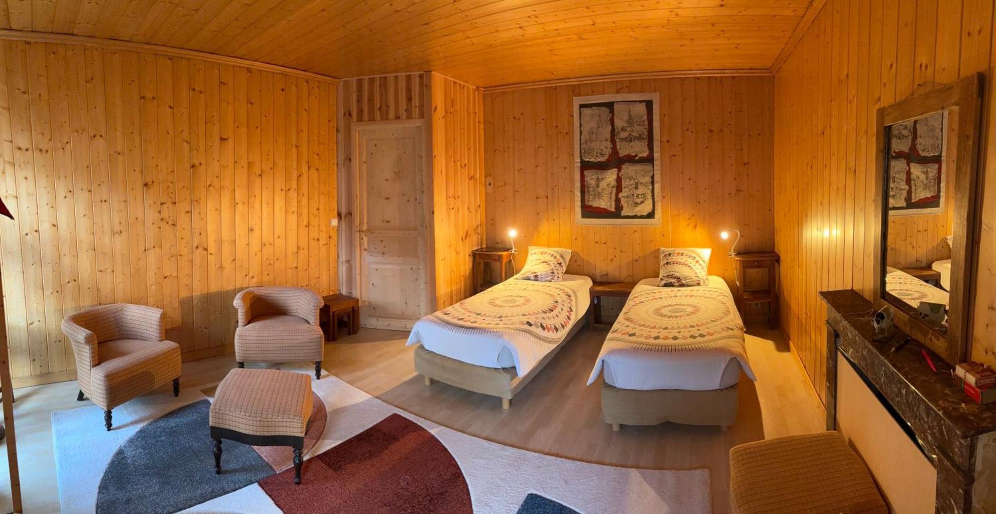 Albergue Chez Lizon Barcelonnette Exterior foto
