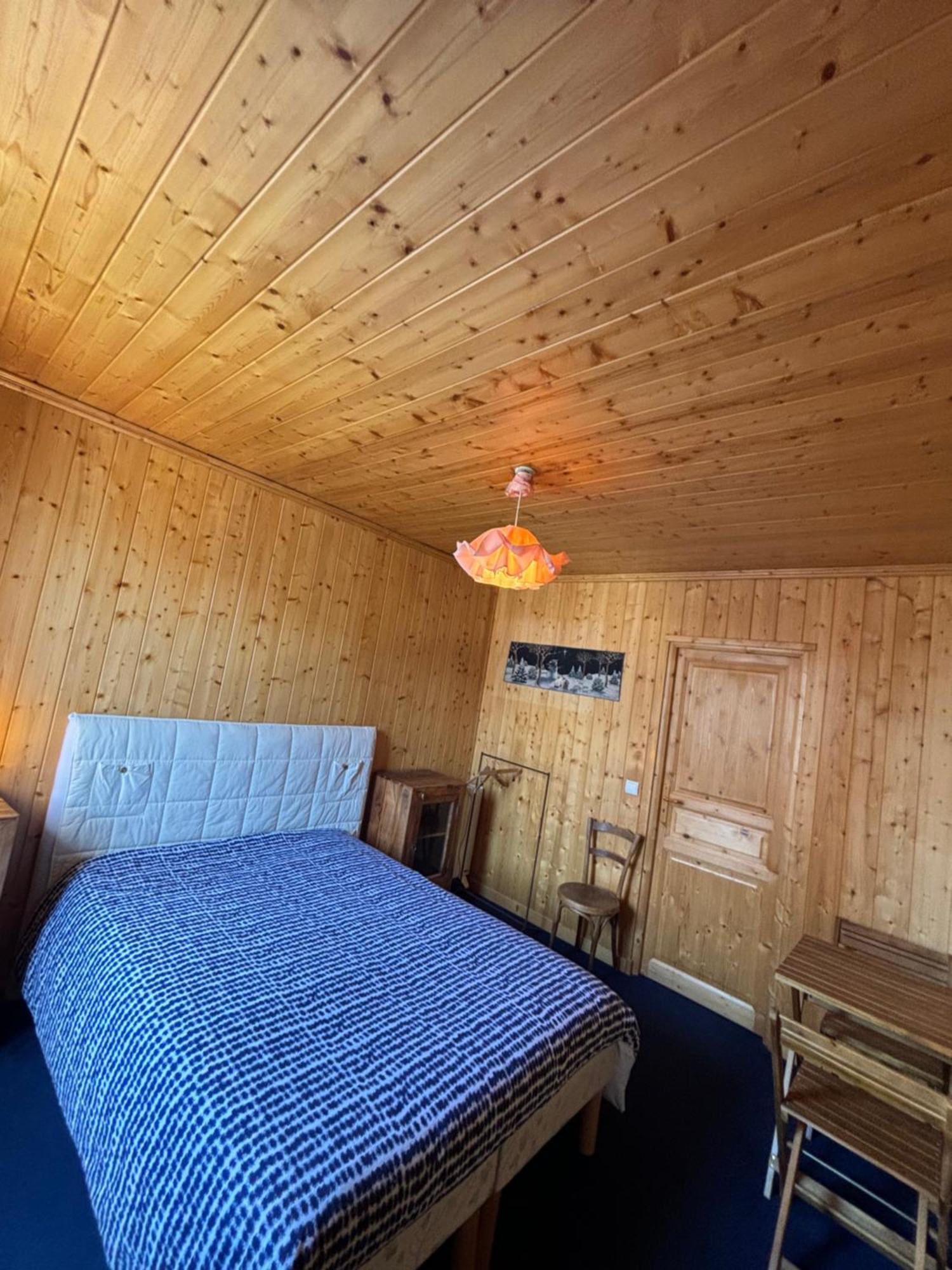 Albergue Chez Lizon Barcelonnette Exterior foto