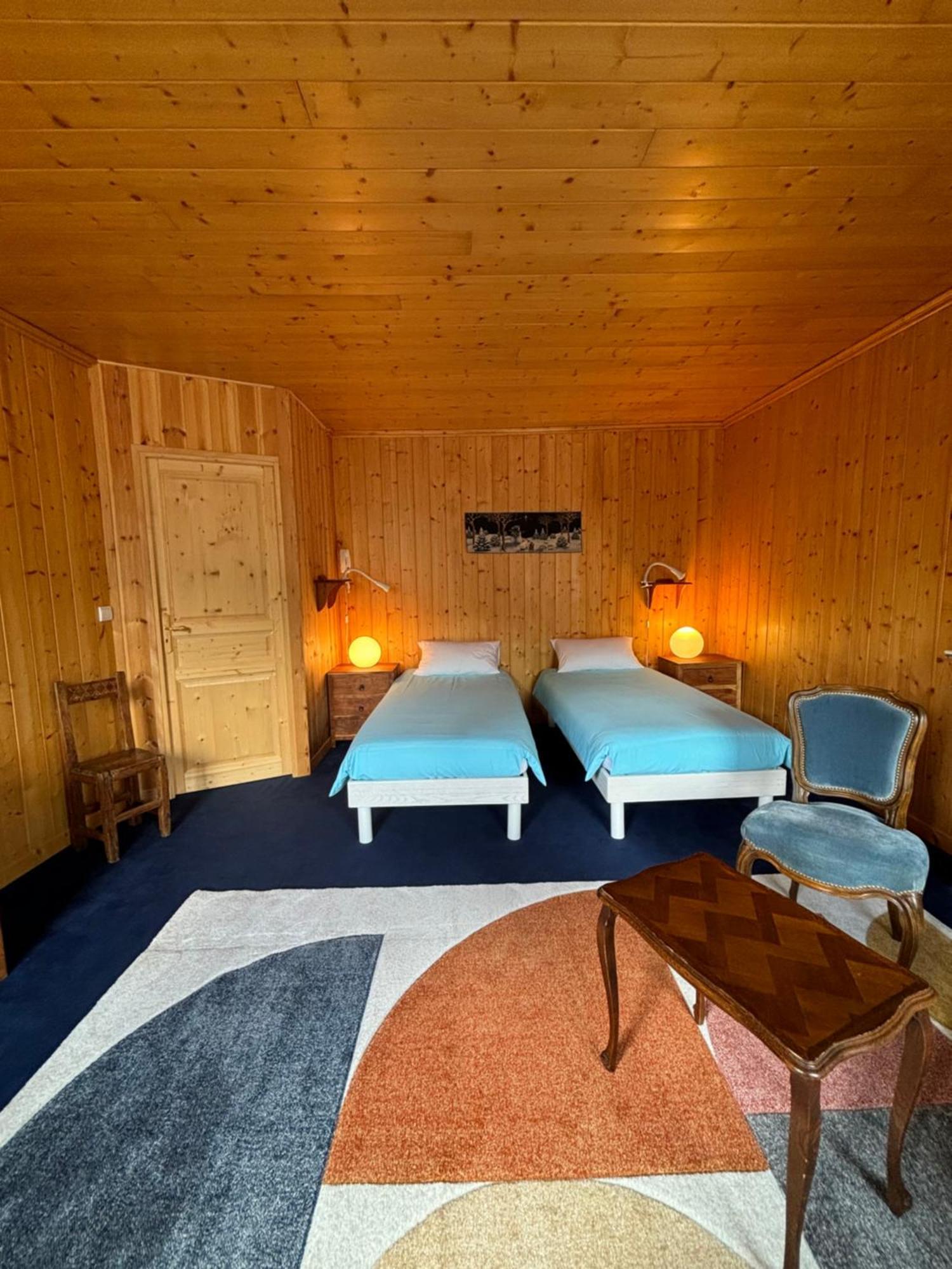 Albergue Chez Lizon Barcelonnette Exterior foto